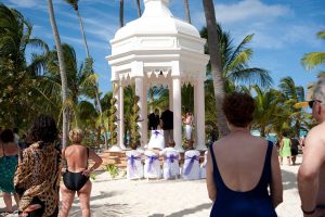 resort weddings cost more and are not very romantic